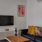 Seabreeze Luxury Apartament *